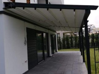 Otomotik tente kumandalı pergule